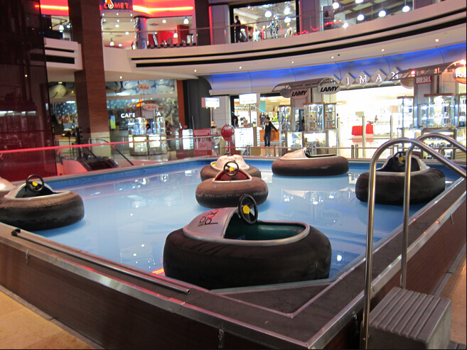 indoor pool water bumper cars