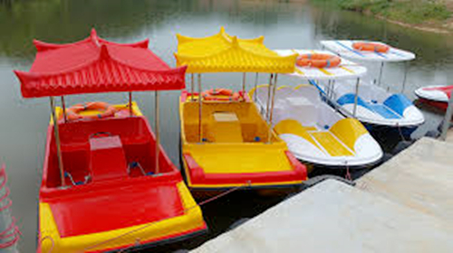 funfair water park boats