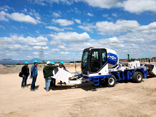 Self Loading Mixers In Bataan Philippines