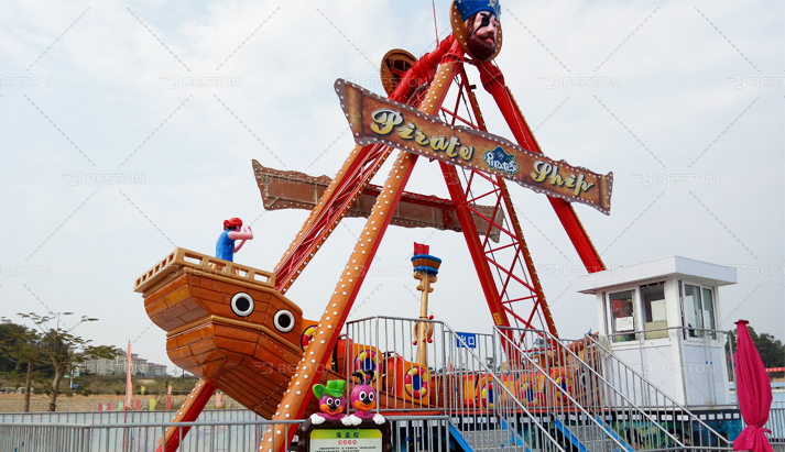 Pirate ship amusement park ride 